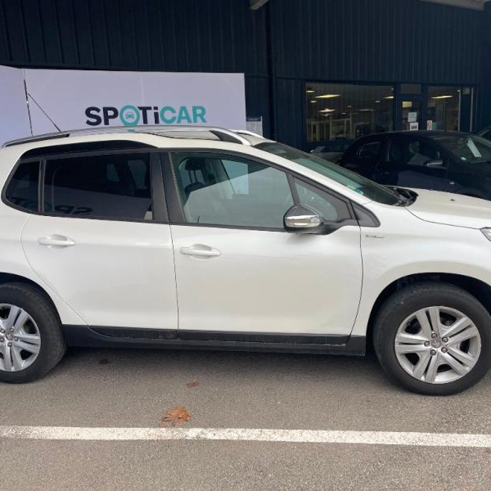 2008 1.2 PureTech 82ch Style ocassion peugeot le beausset