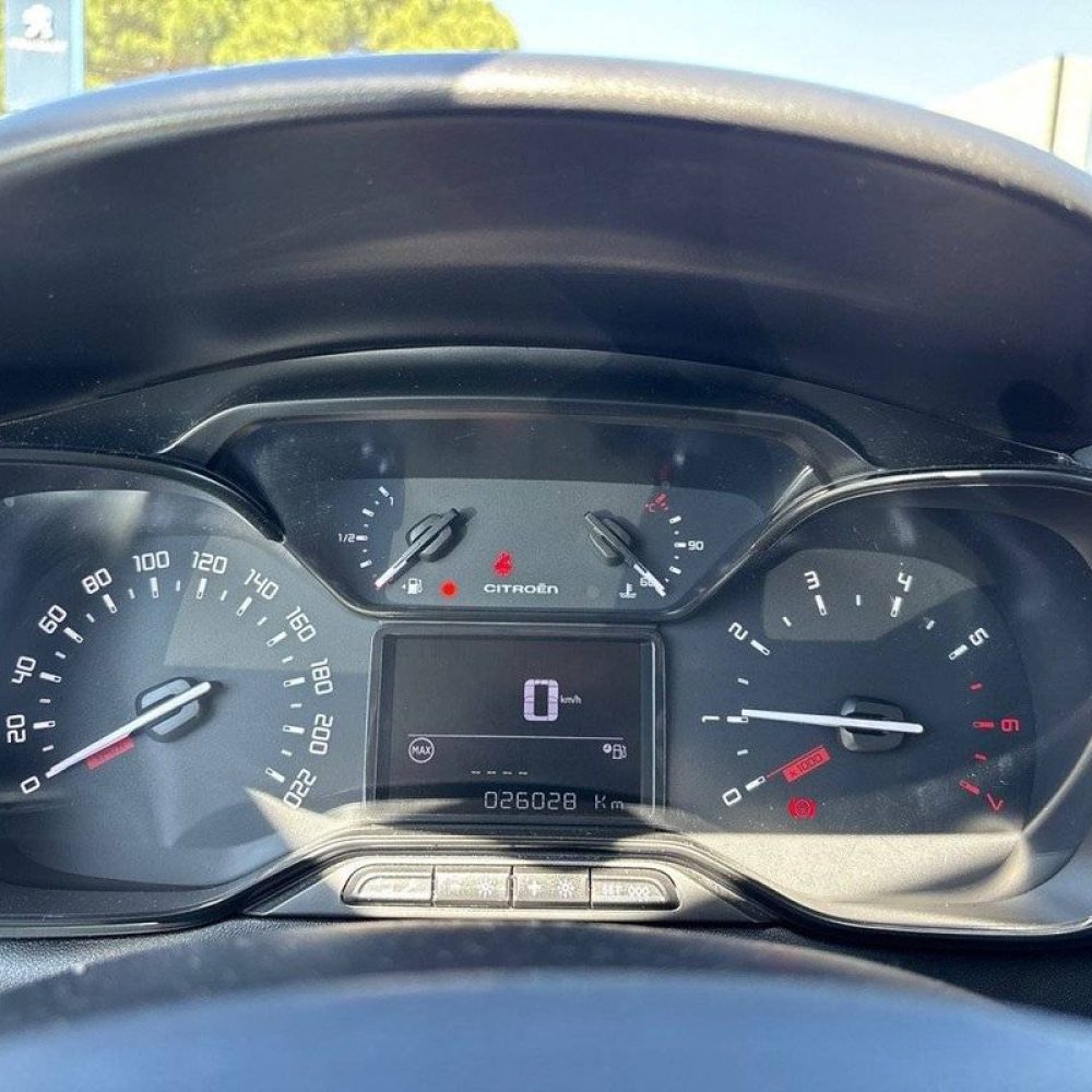 Citroen c3 1.2l puretech 83ch bvm5 shine business occasion azur autos beausset