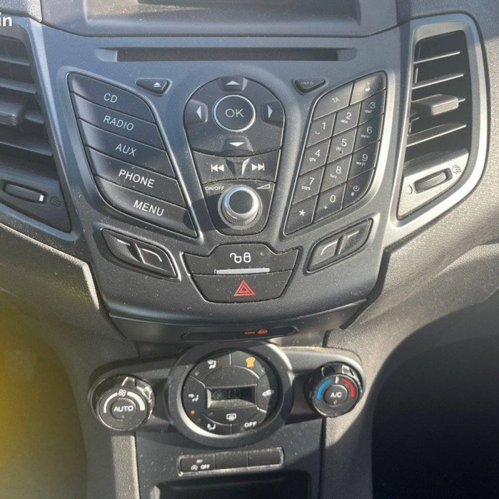 Ford fiesta 1.0l ecoboost 100ch bvm5 plus occasion azur autos le beausset