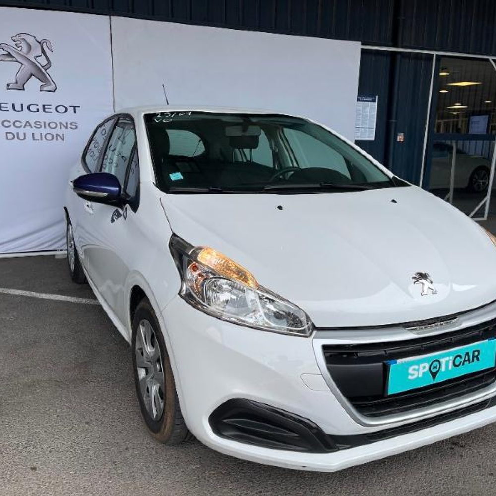 PEUGEOT 208 1.2 PureTech 68ch E6.c Like 5p occasion le beausset 1