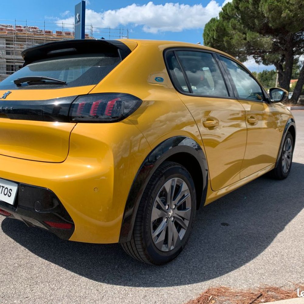 Peugeot 208 electrique occasion garage le beausset