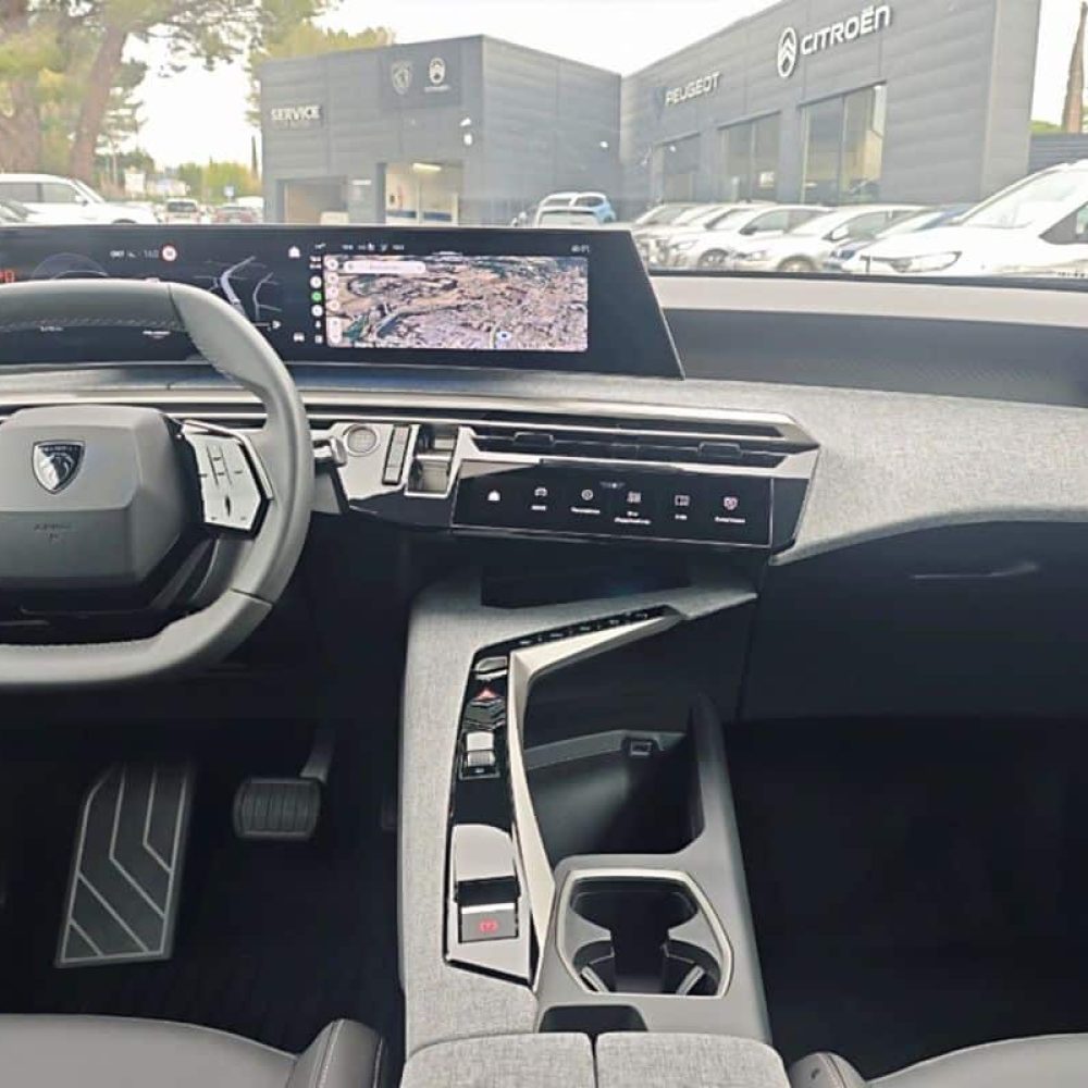 Peugeot 3008 hybrid 145ch e-dcs6 allure occasion le beausset