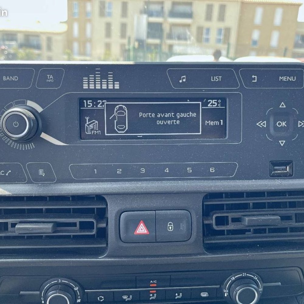 Peugeot partner fourgon premium 1.5l bluehdi 130ch eat8 occasion le beausset azur autos spoticar