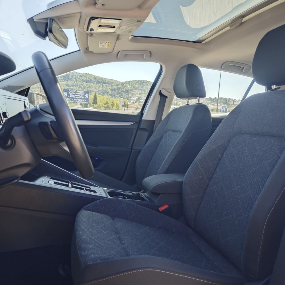 Volkswagen golf VIII life business 2.0l tdi 116ch dsg7 occasion azur autos interieur avant