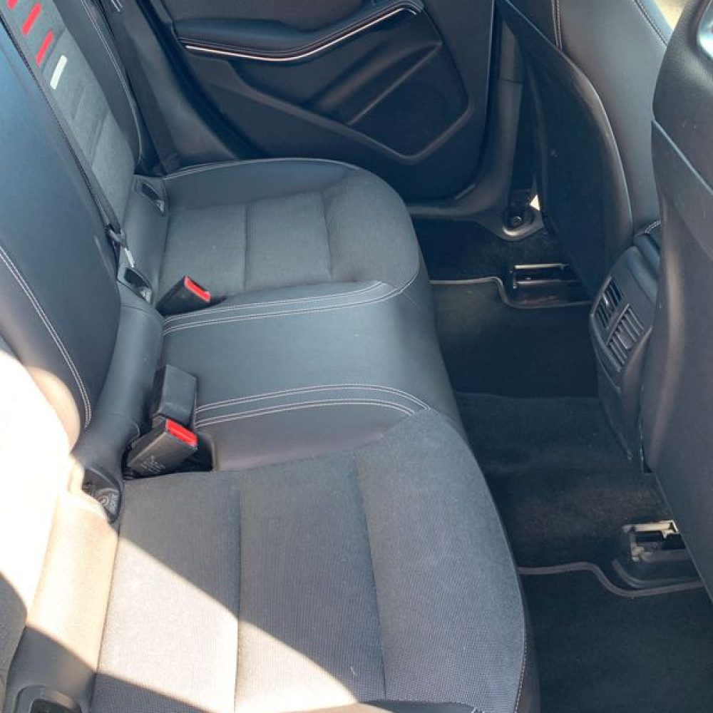 mercedes classe a 160d business edition bva ocassion azur autos peugeot le beausset interieur