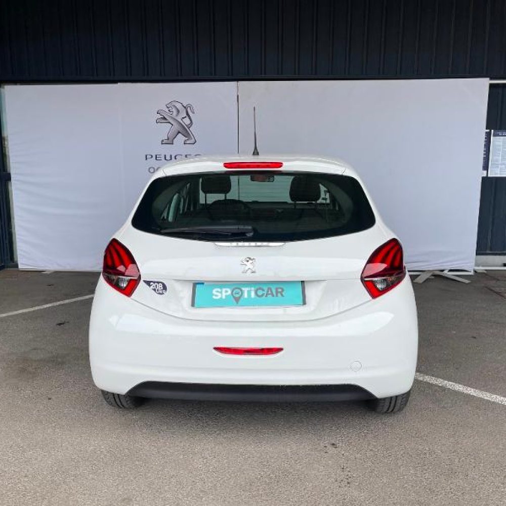 occasion PEUGEOT le beausset 208 1.2 PureTech 68ch E6.c Like 5p azur autos 1